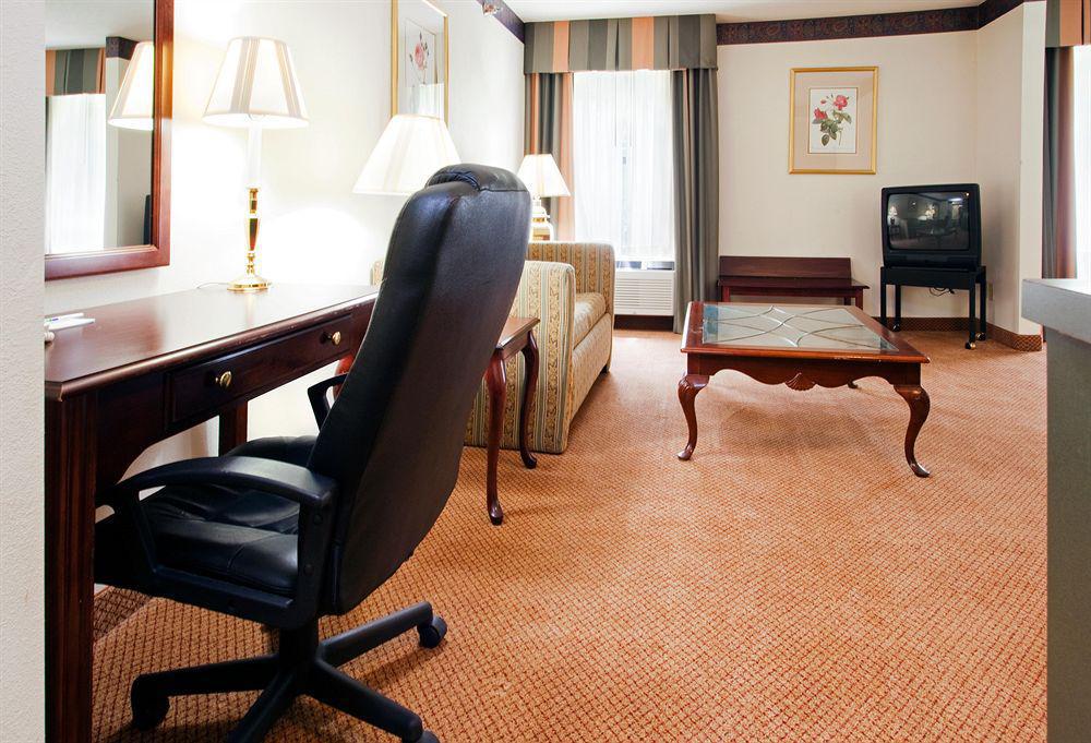 Red Roof Inn PLUS+ Henderson Zimmer foto
